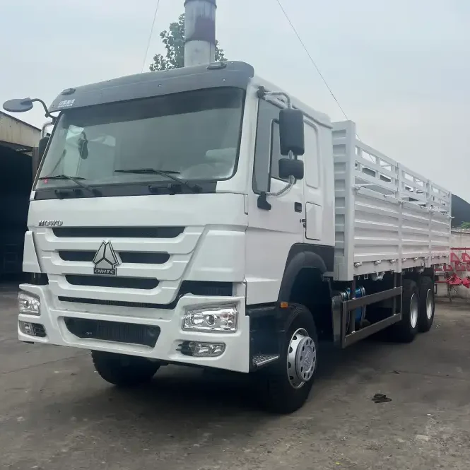Reman HOWO 6×4 Fence Cargo Truck 1 rebuilt howo cargo truck