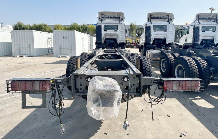 Reman Howo TX 6×4 400 Truck Chassis 3 reman truck chassis for sale | reman sinotruk dump chassis