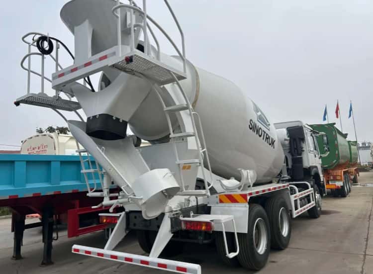 Reman HOWO 8×4 371 Concrete Mixer Truck 5 reman mixer truck for sale | reman howo mixer truck for sale