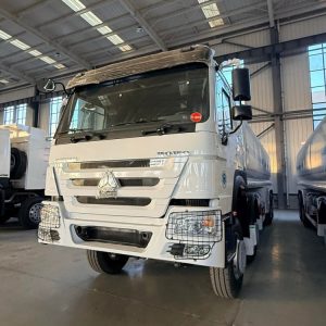 remanufactured howo 371 8x4 30cbm tanker truck