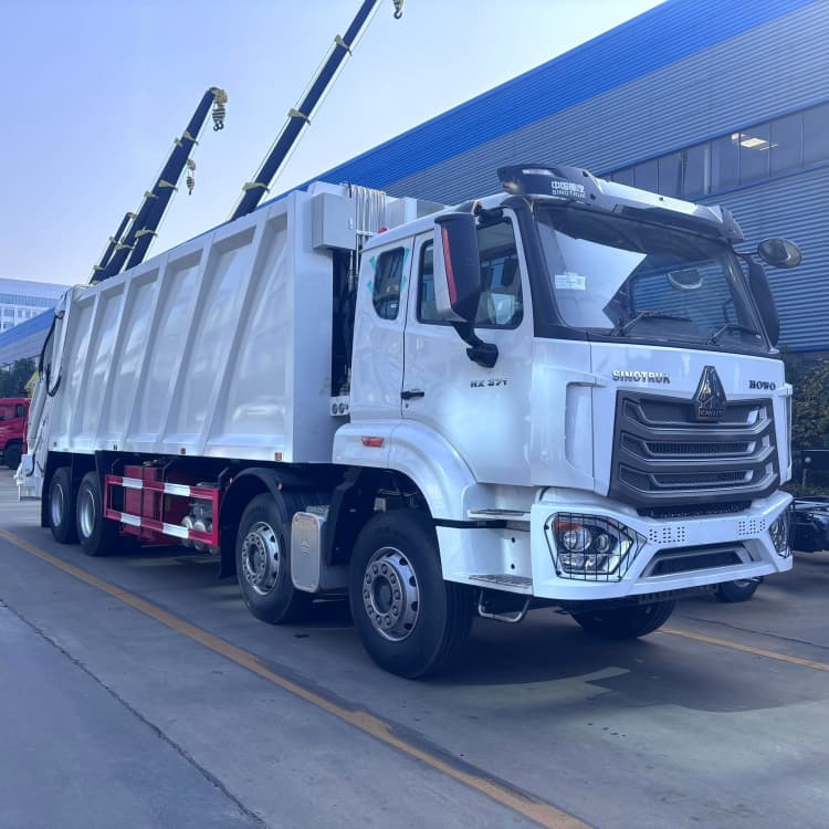Reman HOWO NX 8×4 Garbage Compactor Truck 1 remanufactured howo NX 371 8x4 garbage truck