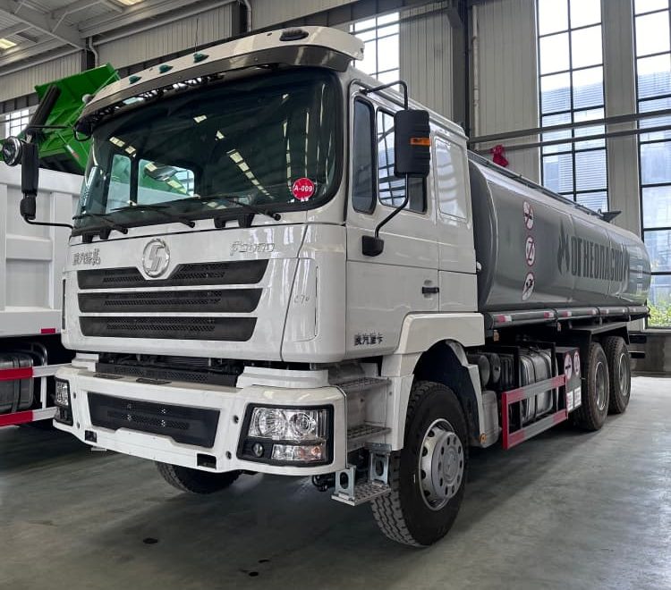 Reman SHACMAN F3000 6×4 Fuel Tanker Truck 2 reman fuel tank truck | reman shacman tanker truck