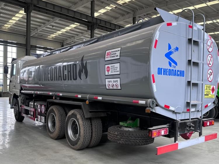 Reman SHACMAN F3000 6×4 Fuel Tanker Truck 3 reman oil tanker truck | reman diesel tanker truck | reman shacman fuel tanker truck