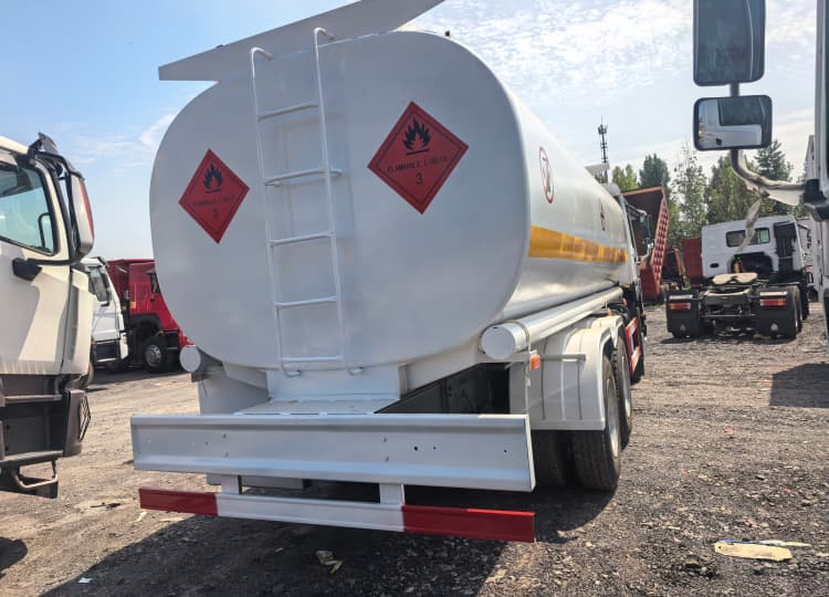 Reman Howo Fuel Tanker Truck 20CBM 6×4 3 reman diesel fuel tanker | reman howo fuel tanker truck
